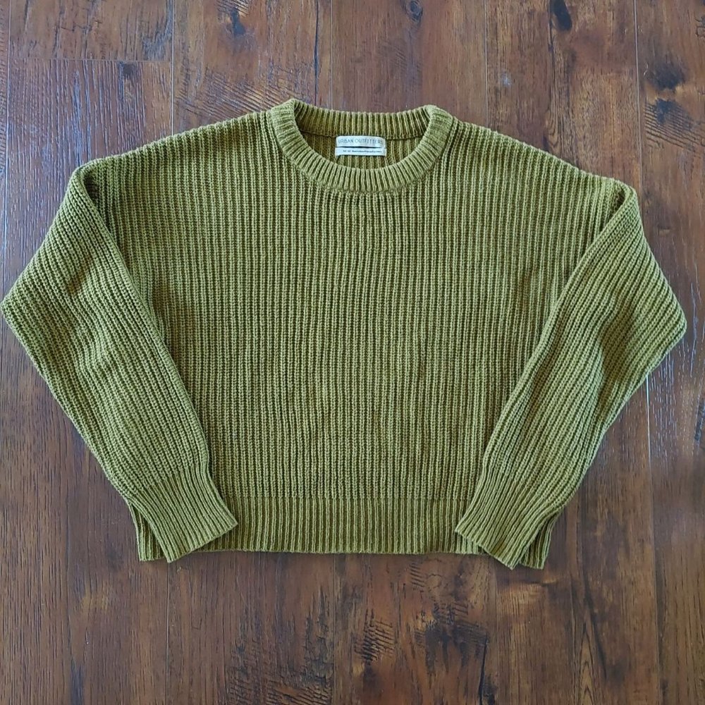 urban outfitters green ribbed sweater